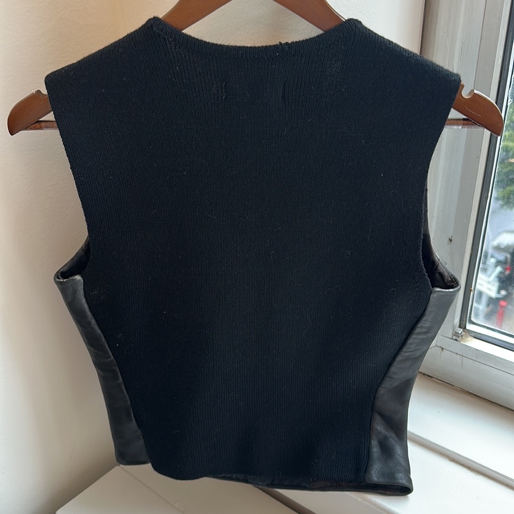 Vintage 90’s Banana Republic Leather & Wool Vest Pullover Sz 8 or M - GORGEOUS - Picture 2 of 12